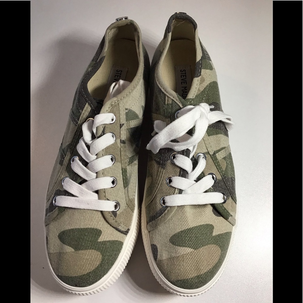 Steve Madden Elore Sneakers Size 7